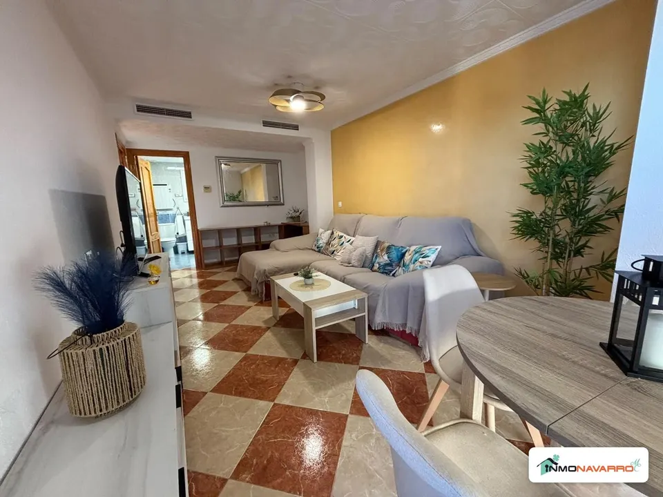 Piso en Las Delicias, Águilas: 3 dorm. a 70 m de la playa