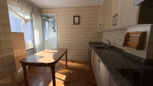 ¡¡¡¡gran oportunidad!!!! se vende piso en la zona universitaria con ascensor — 50