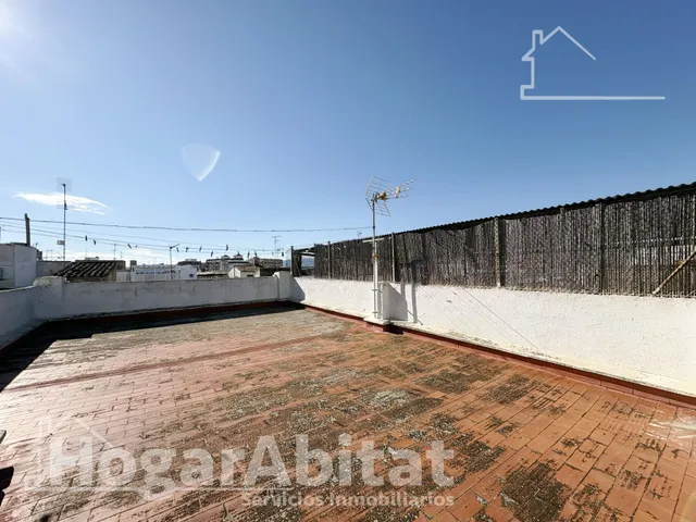 ¡Vistas a las montañas! Casa amplia y luminosa para reformar con patio y gran terraza — 15