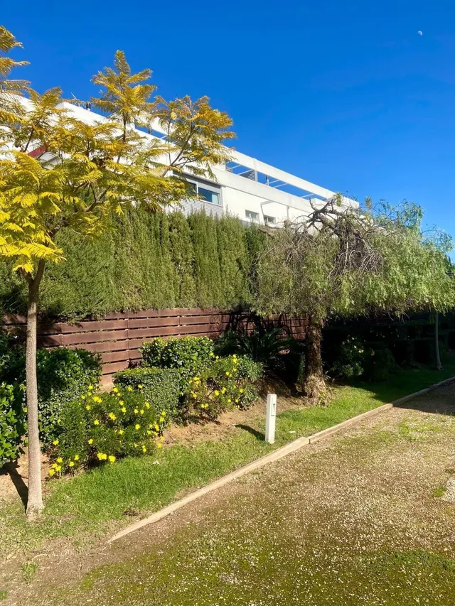 Piso con gran jardín privado en la zona de Turruñuelos - foto 2