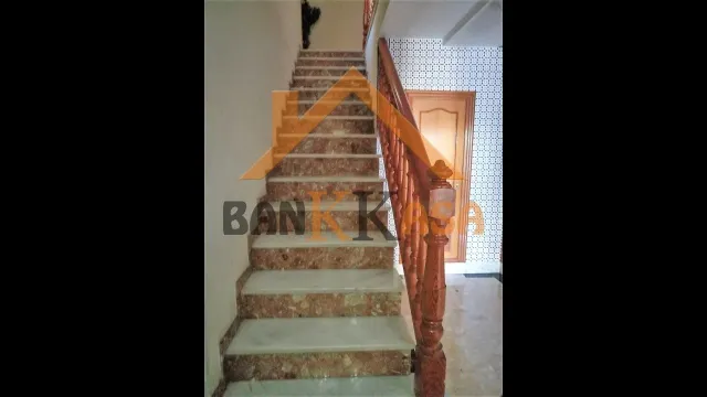 SE VENDE PISO EN EJIDO ZONA CENTRO — 23