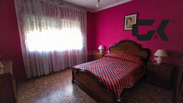 Casa en planta baja 218 m2 + solar urbano 353 m2 — Molino Ma - foto 4