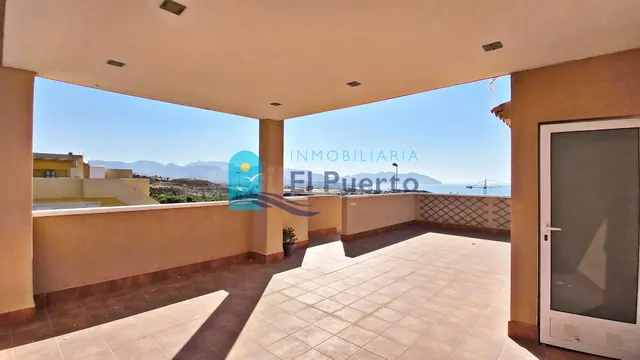 ÁTICO CON SOLÁRIUM Y VISTAS AL MAR EN EL ALAMILLO – REF. 181 - foto 5