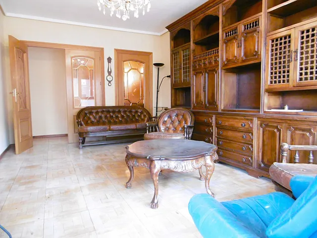 Vivienda excepcional con vistas, garaje y ubicación privilegiada junto a campo grande — 12
