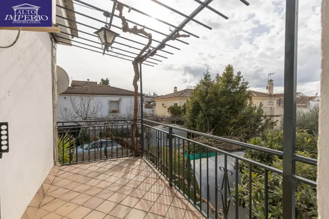 Vivienda Exclusiva en Urbanización Viñas del Rey – Otura — 41