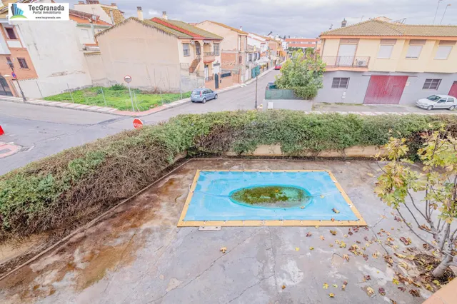 Chalet en venta en la mejor zona de ATARFE — 41