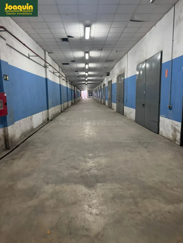 ¡ OPORTUNIDAD DE INVERSIÓN! ¡ TRASTERO INDUSTRIAL EN LUCENA! - foto 4