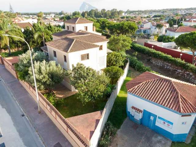 INCREIBLE VILLA CON PRIMERAS CALIDADES - SANTA MARGARITA LA  - foto 4