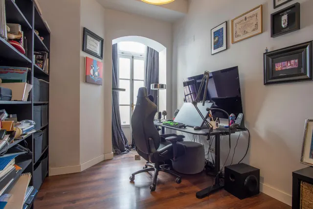 Espaciosa casa con encanto en el centro: elegancia, azotea y sótano en calle Murillo ✨ — 26