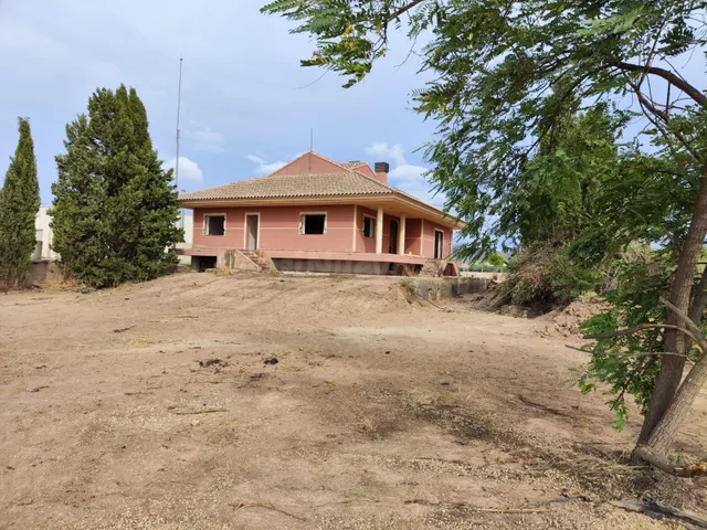 Oportunidad: Casa, Oficina y Nave Almacén - foto 4