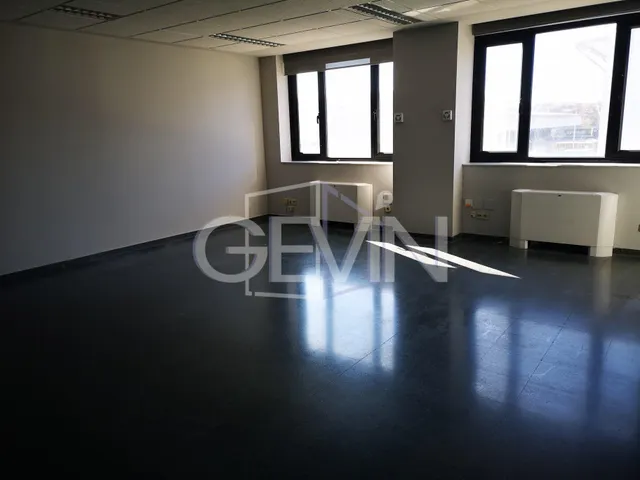 OFICINAS DE DIFERENTES MEDIDAS EN ALQUILER EN SANTA PERPETUA DE MOGODA — 2