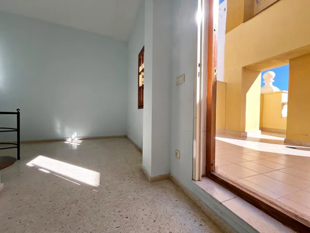 PRECIOSO ATICO EN PRIMERA LINEA DE PLAYA EN PORT SAPLAYA — 15