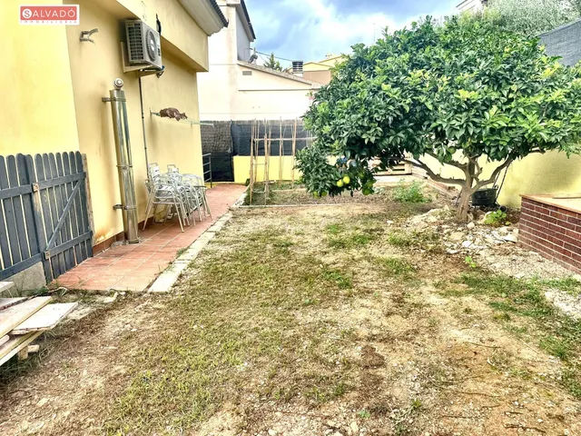 Casa con gran jardín, pérgola y barbacoa en Segur de Calafell !! — 5