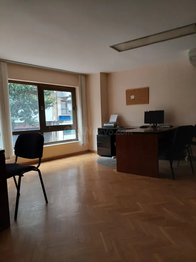 SE VENDE OFICINA EN PONFERRADA ZONA CENTRO - foto 5