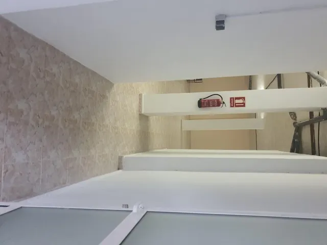 ESPECTACULAR LOCAL COMERCIAL EN TORREVIEJA — 9