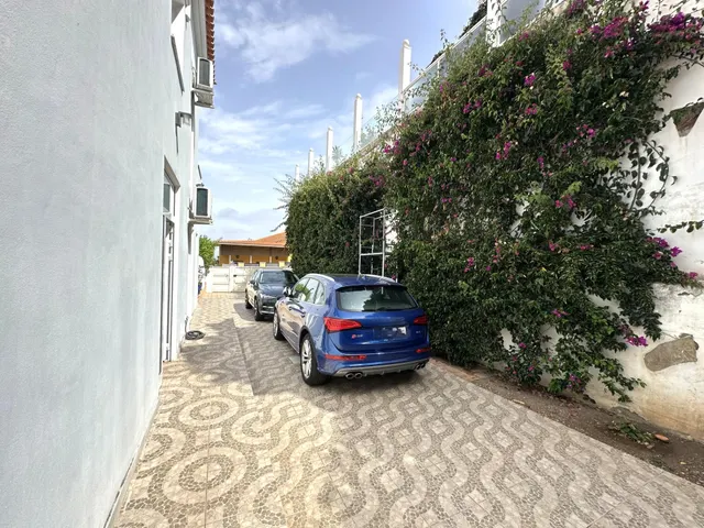 Chalet con piscina — 5