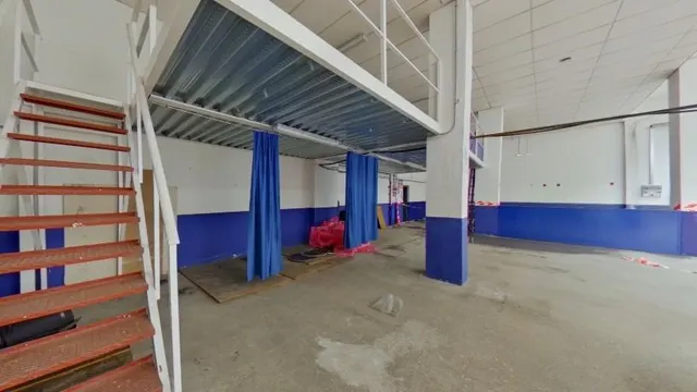 OPORTUNIDAD DE LOCAL EN BEJAR — 12