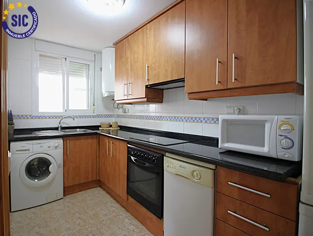 Apartamento en zona de playa de la Concha con una espectacular terraza de 88m2, piscina, garaje y trastero — 18