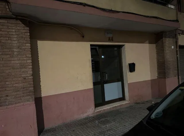 SE VENDE piso OKUPA en C Plaza Corts Catalanes 4 de Llagosta