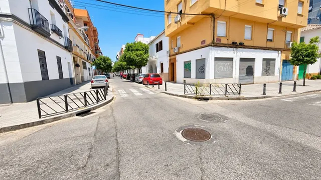 LOCAL COMERCIAL EN ESQUINA EN CIUDAD JARDÍN, CÓRDOBA – 198 m