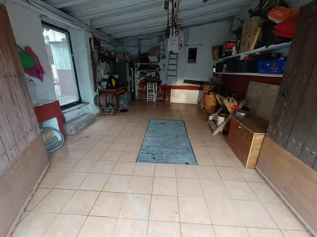 Estupenda casa con patio, terraza y amplia cochera — 30