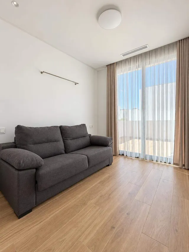 Exclusiva vivienda adosada de diseño a solo 800 metros del mar — 19