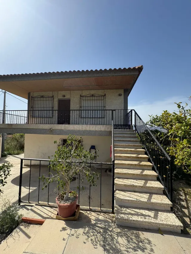 PARCELA DE MÁS DE 12.000 M2 CON CASA CONSTRUIDA Y ZONA DE BA