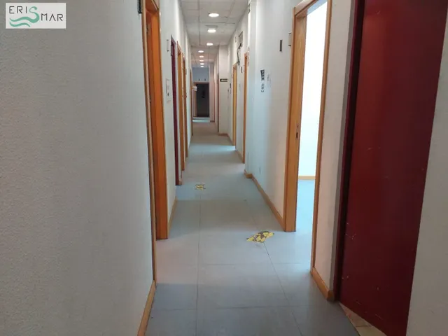 LOCAL COMERCIAL EN ALQUILER Y VENTA EN NAVALCARNERO — 12