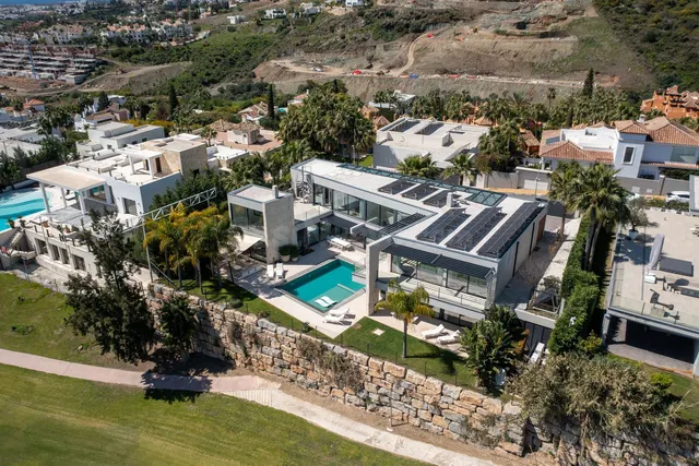 Chalet 5 habitaciones 407m² en venta - Costa del Sol - foto 4