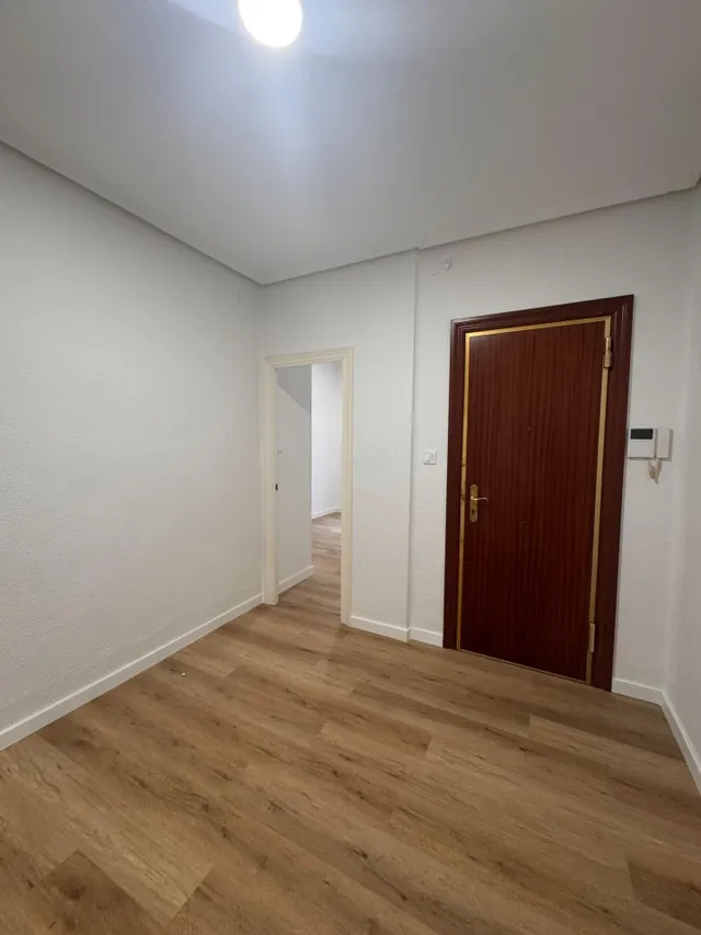 Alquiler vivienda de 4 habitaciones — 11