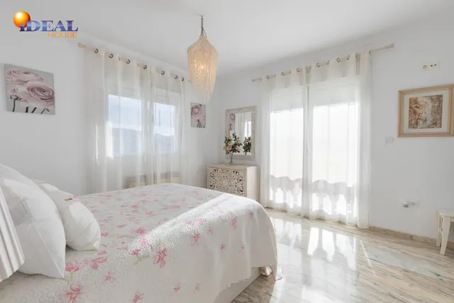 ¡MAGNIFICO CHALET INDEPENDIENTE CON CALIDADES ESPECTACULARES Y PISCINA PRIVADA EN GOJAR! — 30