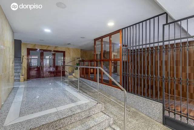 LUMINOSO PISO EN PLANTA ALTA EN ZONA FÍGARES — 19