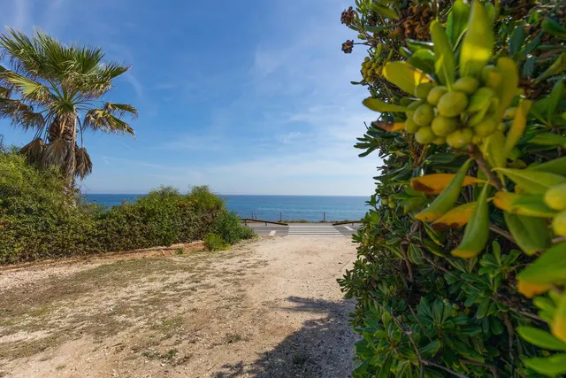 Apartamento de dos dormitorios con vistas la mar — 30
