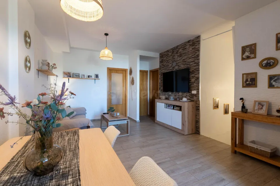 Piso con terraza y piscina comunitaria en RAFAL, ALICANTE