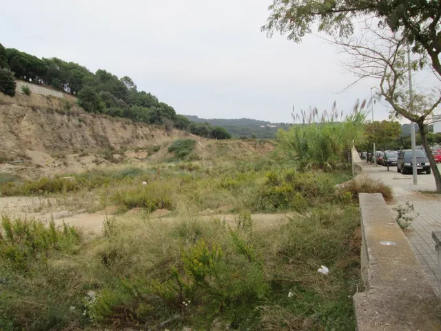 Solar industrial en Arenys de Munt de 4.809m2 - foto 3