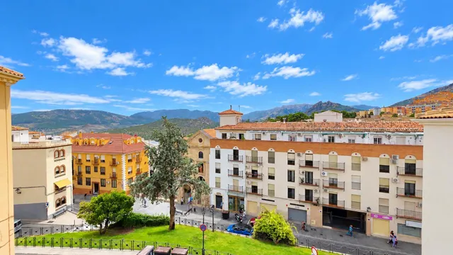 ¡FANTÁSTICO ÁTICO-DÚPLEX CON AMPLIA TERRAZA A UN PASO DE LA CATEDRAL! — 7