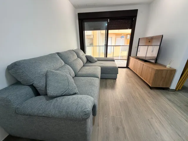 ¡Abre la puerta a tu nuevo hogar! Amplia terraza, garaje y totalmente amueblado — 26