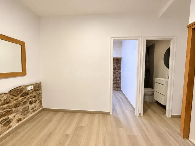 Vivienda completamente reformada en el centro de Sant Feliu  - foto 2
