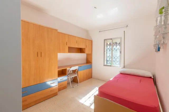 VENTA DE PISO EN EL BARRIO DE CASERIO DE MONTIJO DE 3 DORMITORIOS CON POSIBILIDAD DE 4 DORMITORIOS EN EDIFICIO CON ASCENSOR — 24