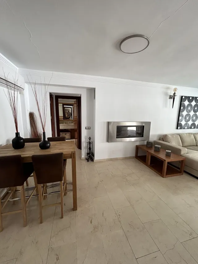 Villa 4 habitaciones 220m² en alquiler - Marbella — 13