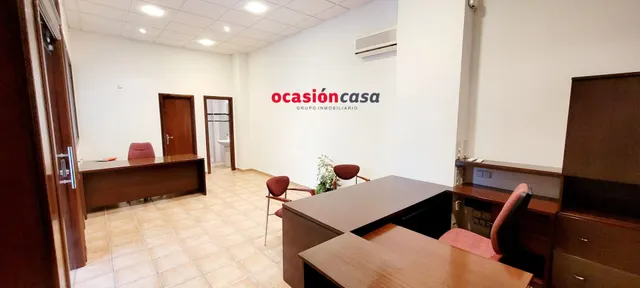 SE ALQUILA LOCAL COMERCIAL EN EL CENTRO — 5
