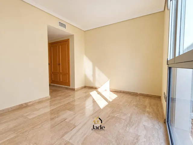 AMPLIO PISO SIN AMUEBLAR EN PLENO CENTRO – 3 DORMITORIOS Y 2 BAÑOS — 13