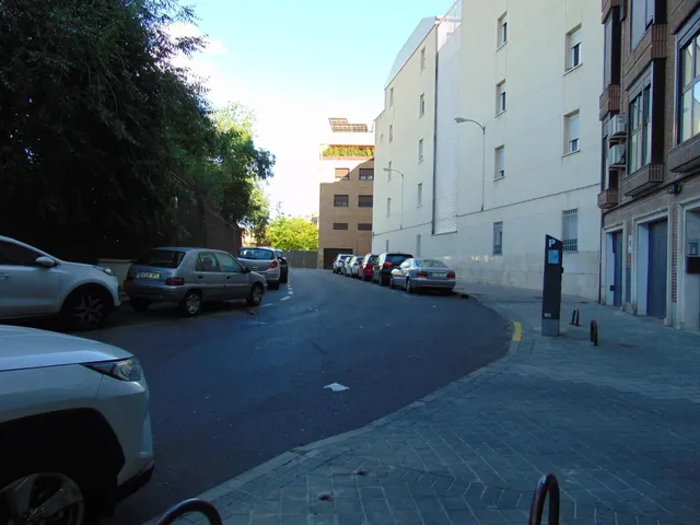 PLAZA DE GARAJE EN VENTA CALLE EDUARDO VICENTE BARRIO SALAMANCA — 8