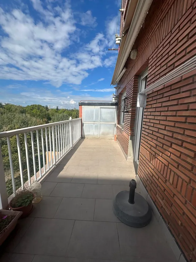 Venta: Amplio y Luminoso Piso en el Barrio de los Judíos. - foto 4