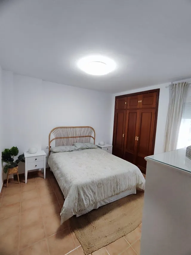 Se vende casa en San Fernando , zona centro — 24