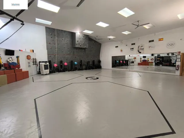 Local Comercial en El Pilar, Albacete - Ideal para Actividades Diversas (Gimnasio / Baile / Artes Marciales/ Pilates / Yoga etc... — 3