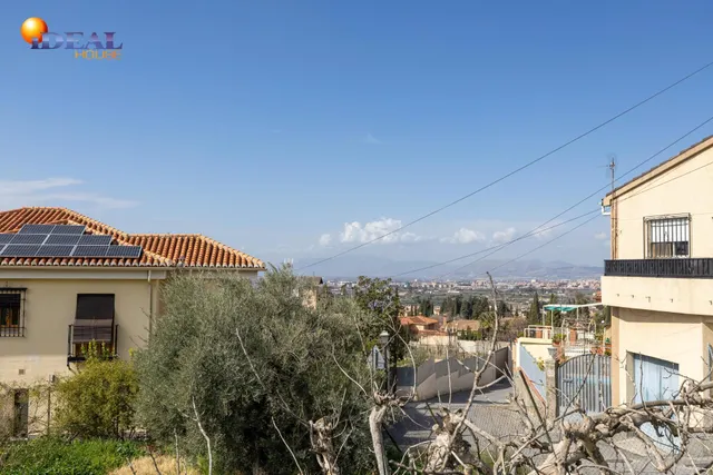 TERRENO URBANO. BARRIO MONACHIL — 10