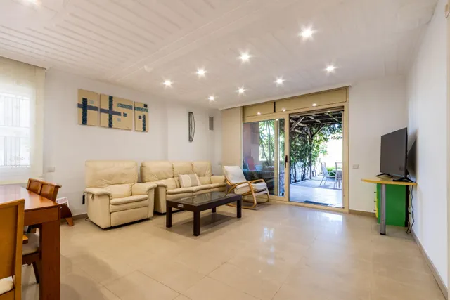 PRECIOSA CASA DE LUXE A LA ZONA DE L'ESGLÉSIA — 12
