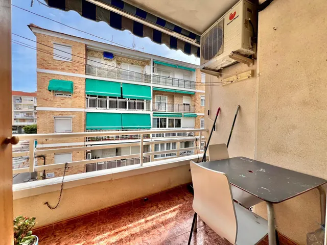 APARTAMENTO DE 3 habitaciones, TODO EXTERIOR, RODEADO DE TODOS LOS SERVICIOS A TAN SOLO 450mts DEL MAR — 10
