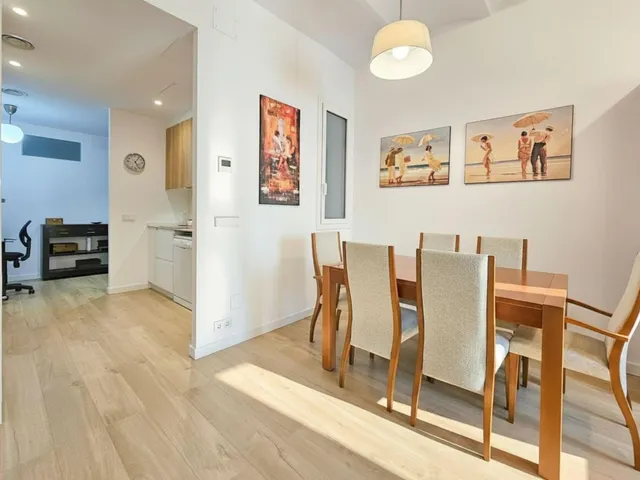 Piso - Barcelona (Eixample / Sagrada Familia) — 11